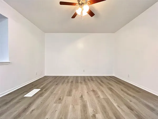 $1,600 | 2306 Barton Village Circle, Unit 104, Austin, TX 78704