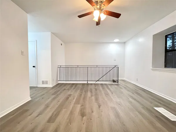 $1,600 | 2306 Barton Village Circle, Unit 104, Austin, TX 78704