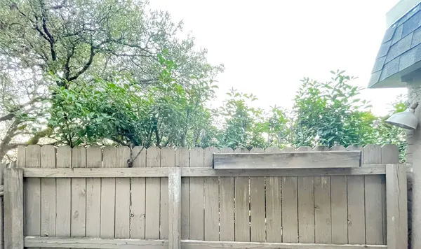 $1,600 | 2306 Barton Village Circle, Unit 104, Austin, TX 78704