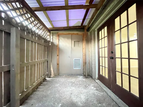 $1,600 | 2306 Barton Village Circle, Unit 104, Austin, TX 78704