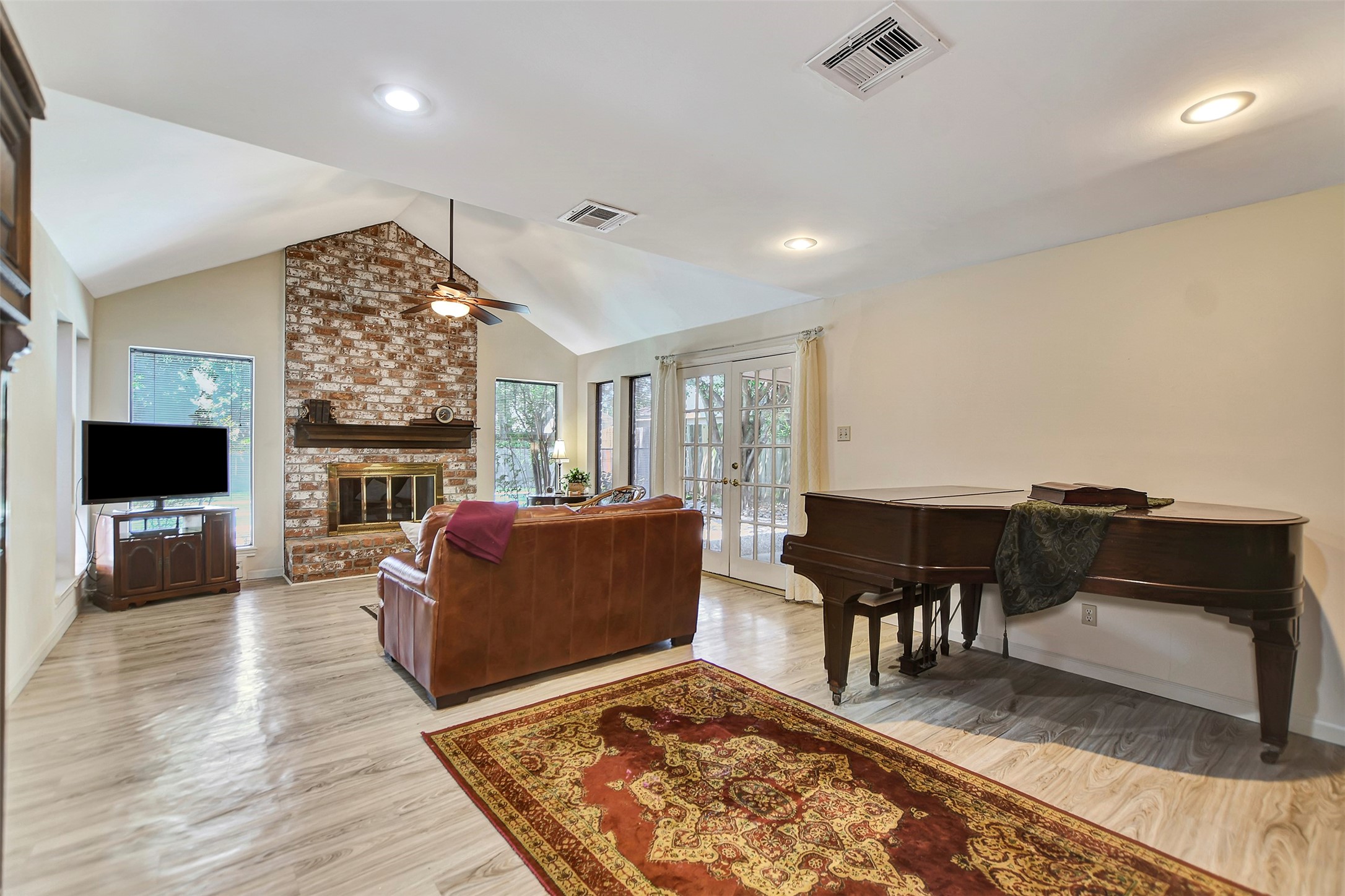 6714 Winkleman Road Houston, TX 77083 - Photo 11 of 46