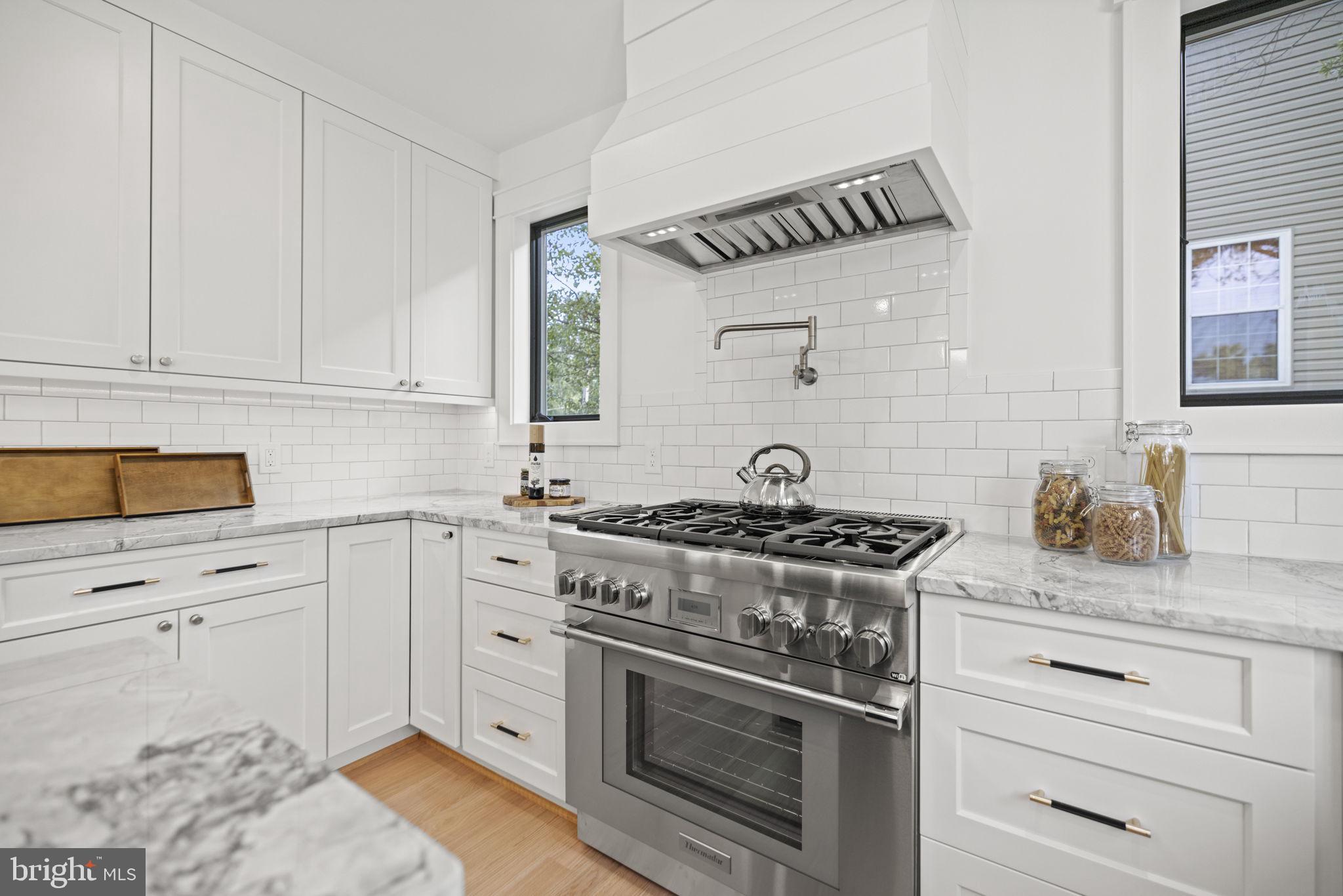 3602 Russell Road Alexandria, VA 22305 - Photo 17 of 66 Thermador appliances