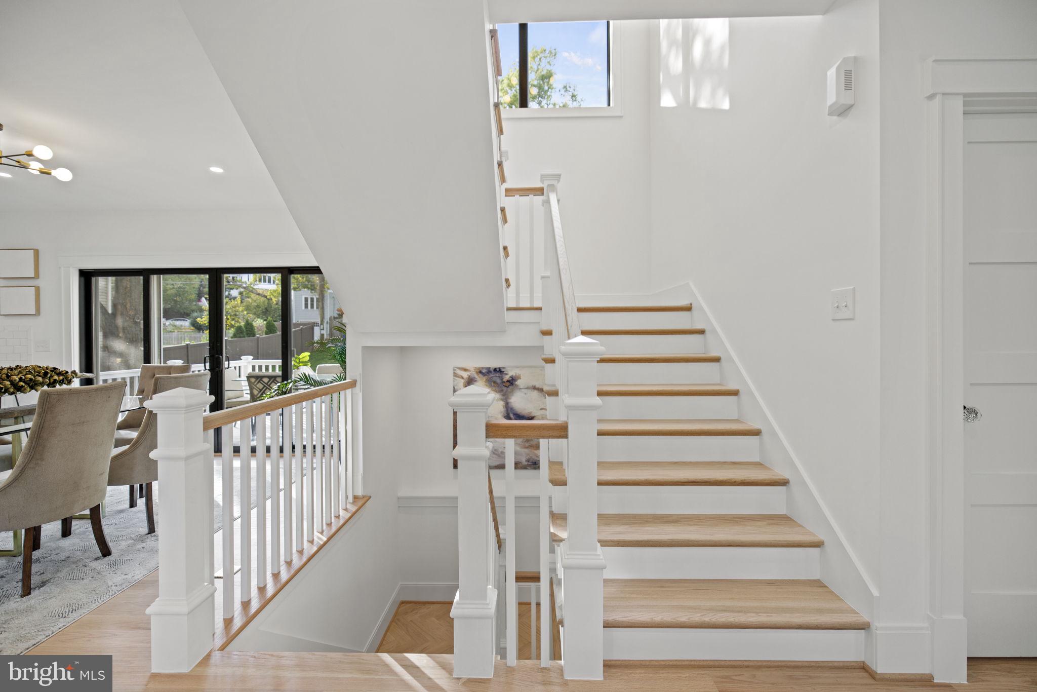 3602 Russell Road Alexandria, VA 22305 - Photo 5 of 66 Tons of natural light!