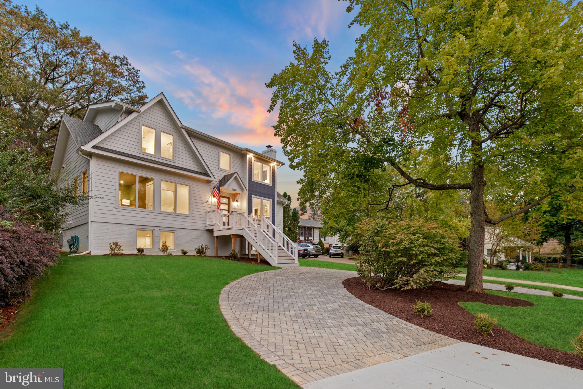 3602 Russell Road Alexandria, VA 22305 - Photo 60 of 66 U-shaped driveway in front