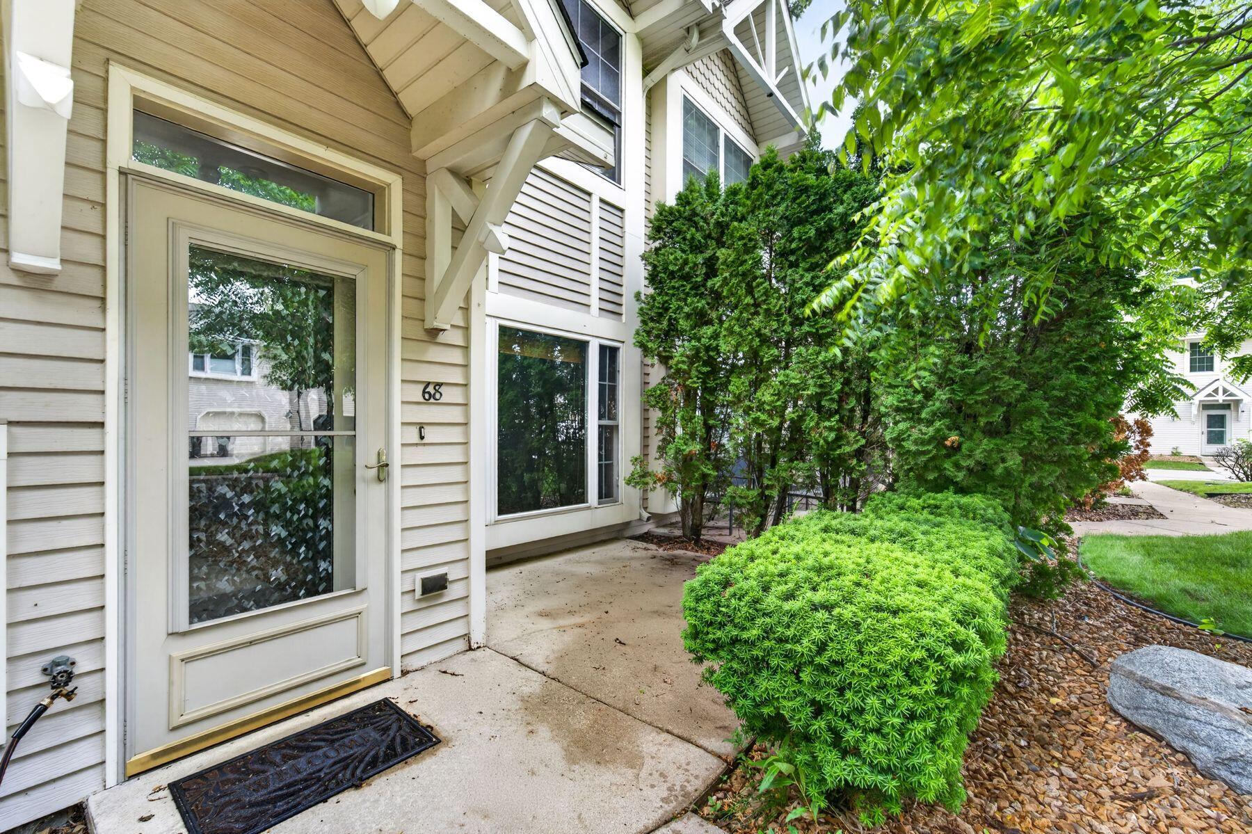 6195 Walnut Lane, Unit 68 Cudahy, WI 53110 - Photo 3 of 20 Private Entry into Unit