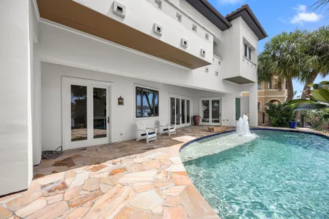 $2,399,000 | 721 Harborside Way, League City, TX 77565