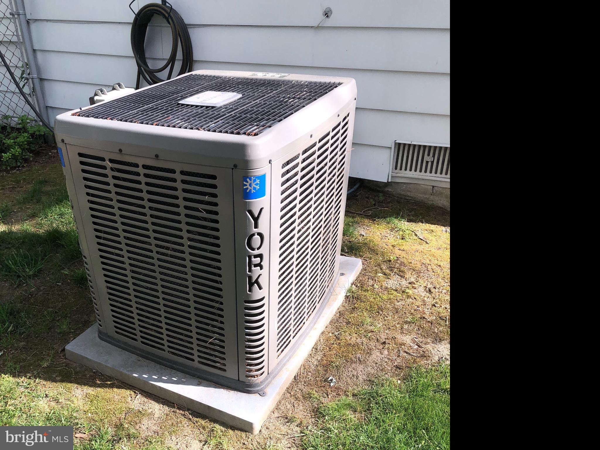 66 Nassau Road Lumberton, NJ 08048 - Photo 24 of 25 Newer premium A/C