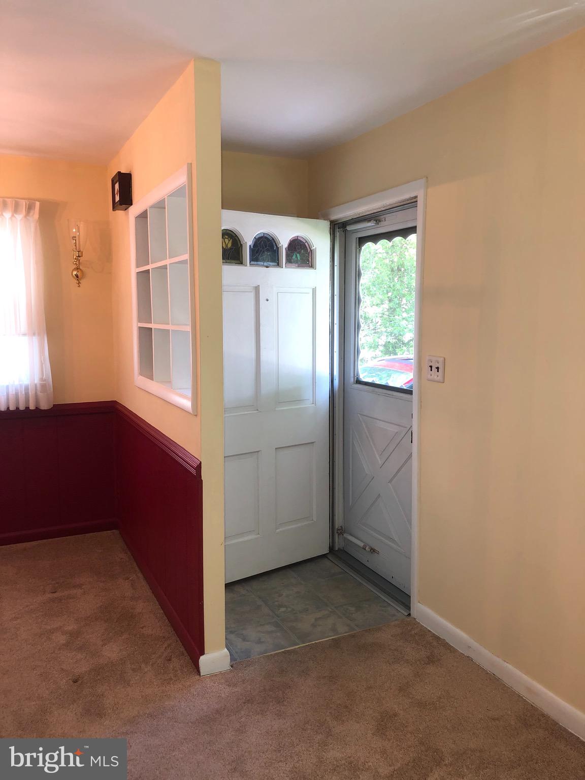 66 Nassau Road Lumberton, NJ 08048 - Photo 4 of 25 Inside entry