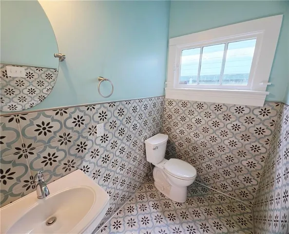 $1,950 | 5122 Perrier Street, New Orleans, LA 70115