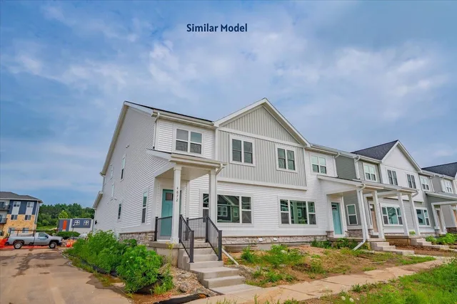 $446,900 | 4861 Brassica Road, Fitchburg, WI 53711