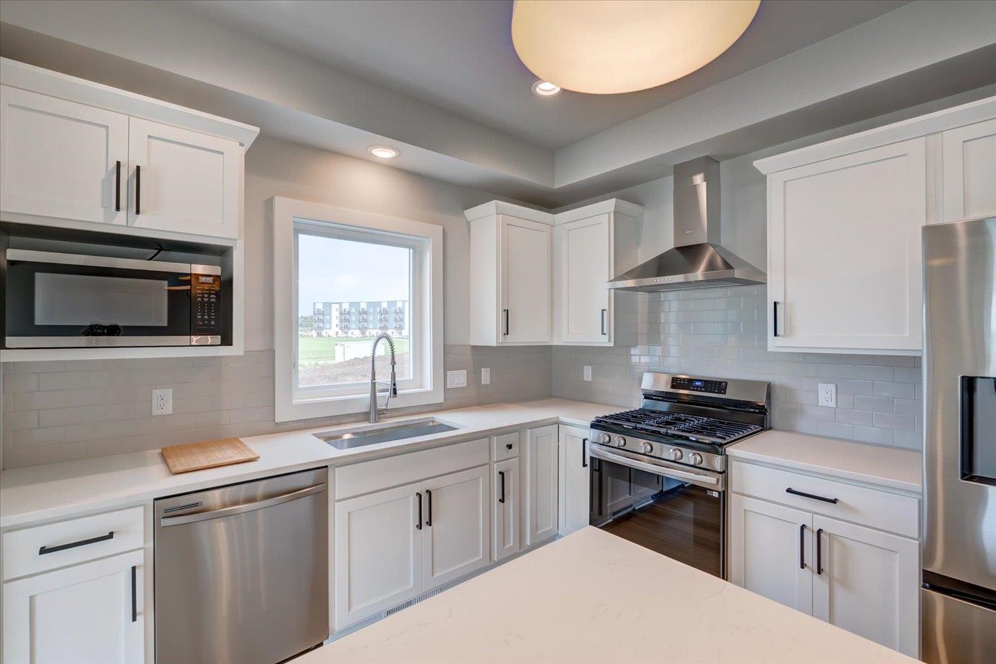 4861 Brassica Road Fitchburg, WI 53711 - Photo 15 of 46