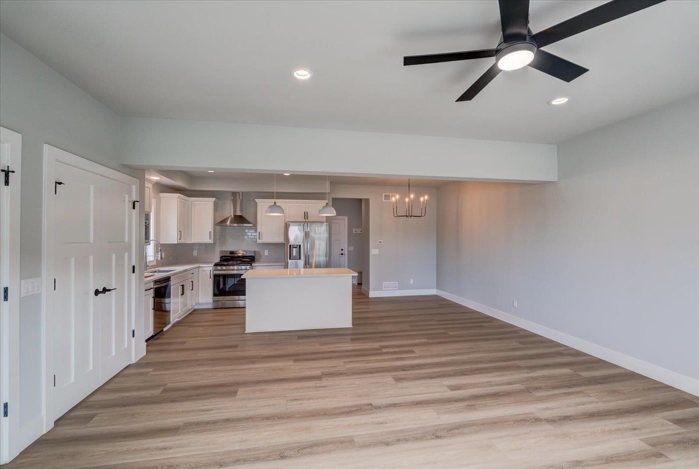 4861 Brassica Road Fitchburg, WI 53711 - Photo 5 of 46