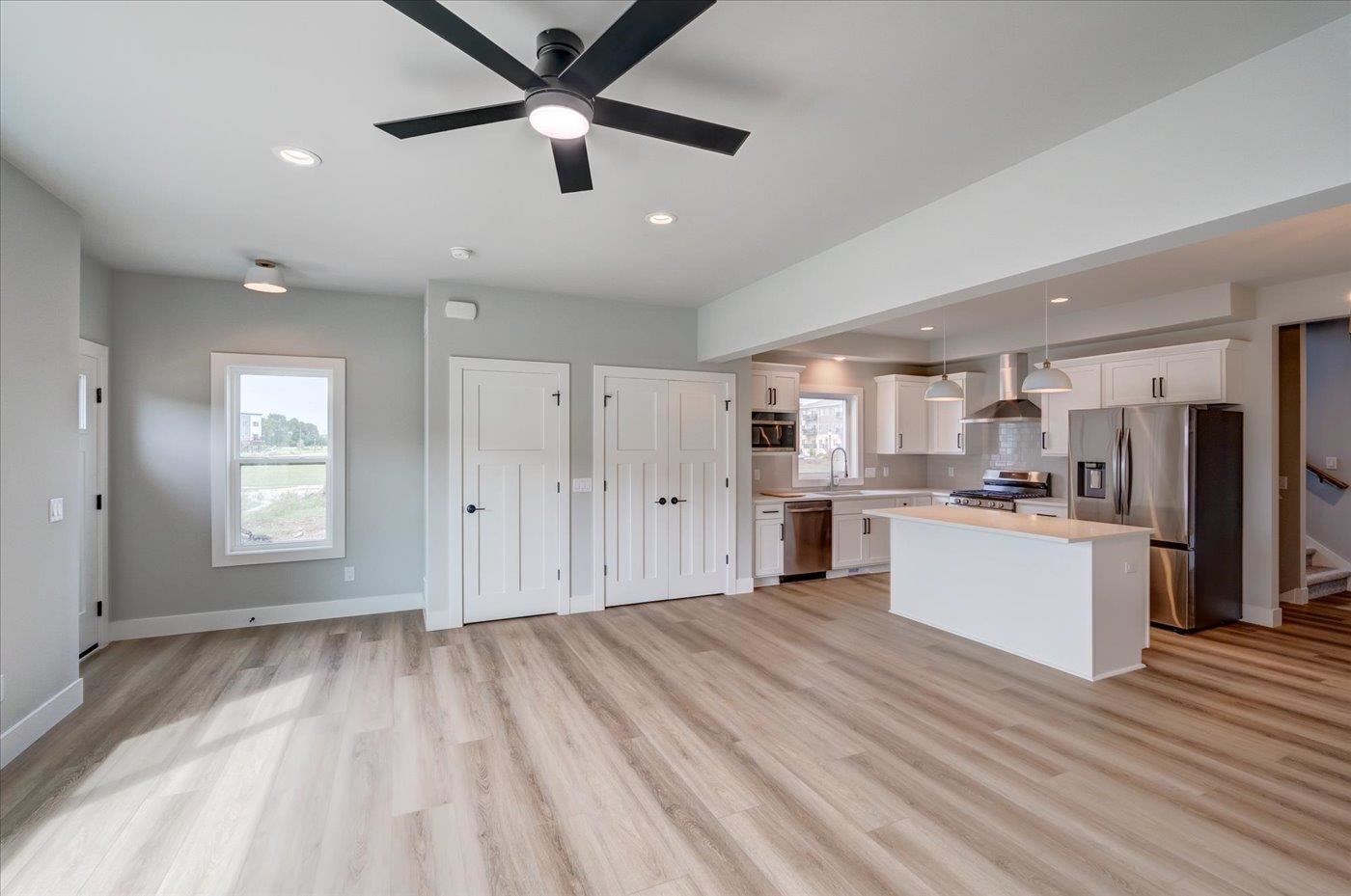 4861 Brassica Road Fitchburg, WI 53711 - Photo 7 of 46