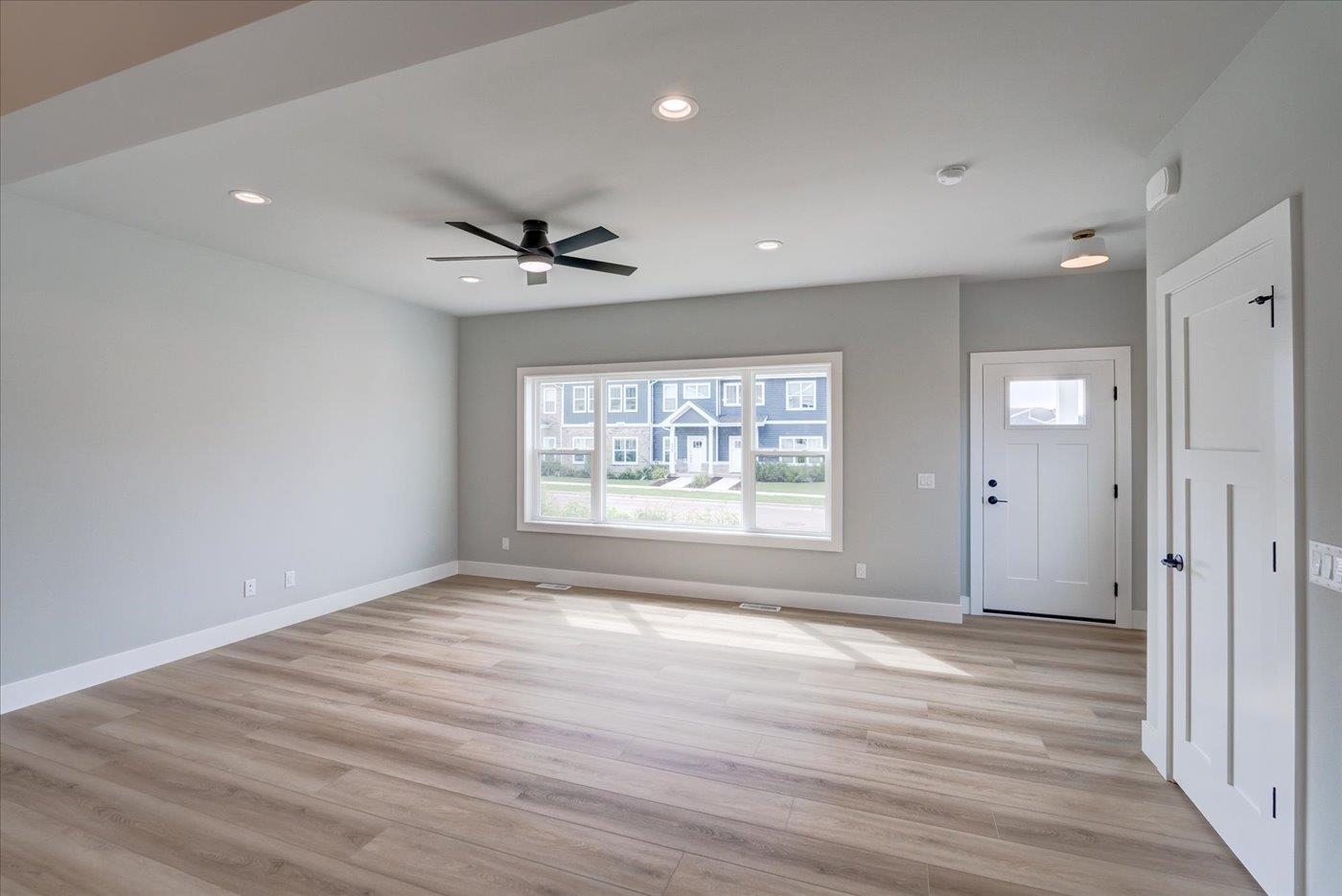 4861 Brassica Road Fitchburg, WI 53711 - Photo 9 of 46