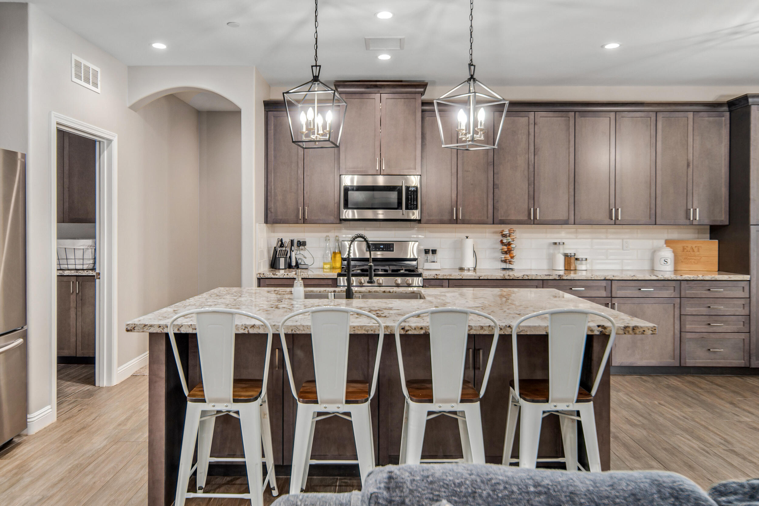 20908 Ridgeway Drive Tehachapi, CA 93561 - Photo 12 of 40 Ridgeway-13