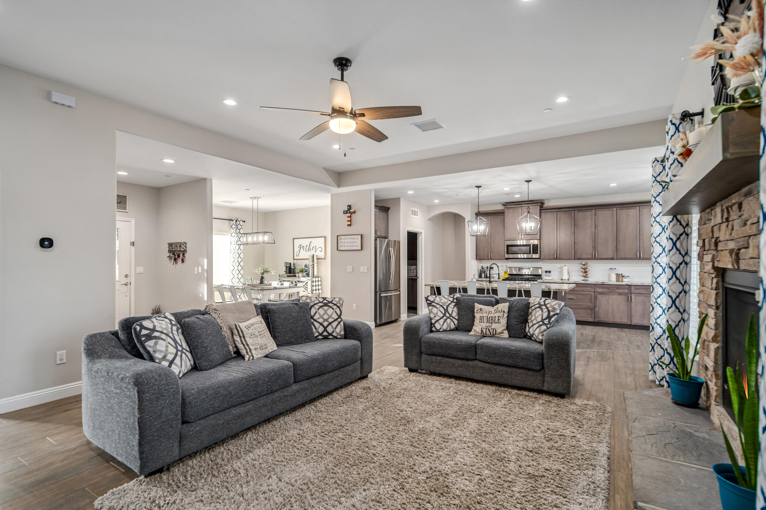 20908 Ridgeway Drive Tehachapi, CA 93561 - Photo 10 of 40 Ridgeway-11