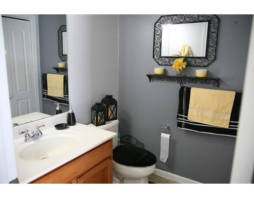 276 Arnold Avenue Springfield, MA 01119 - Photo 10 of 22 Gallery Image 10