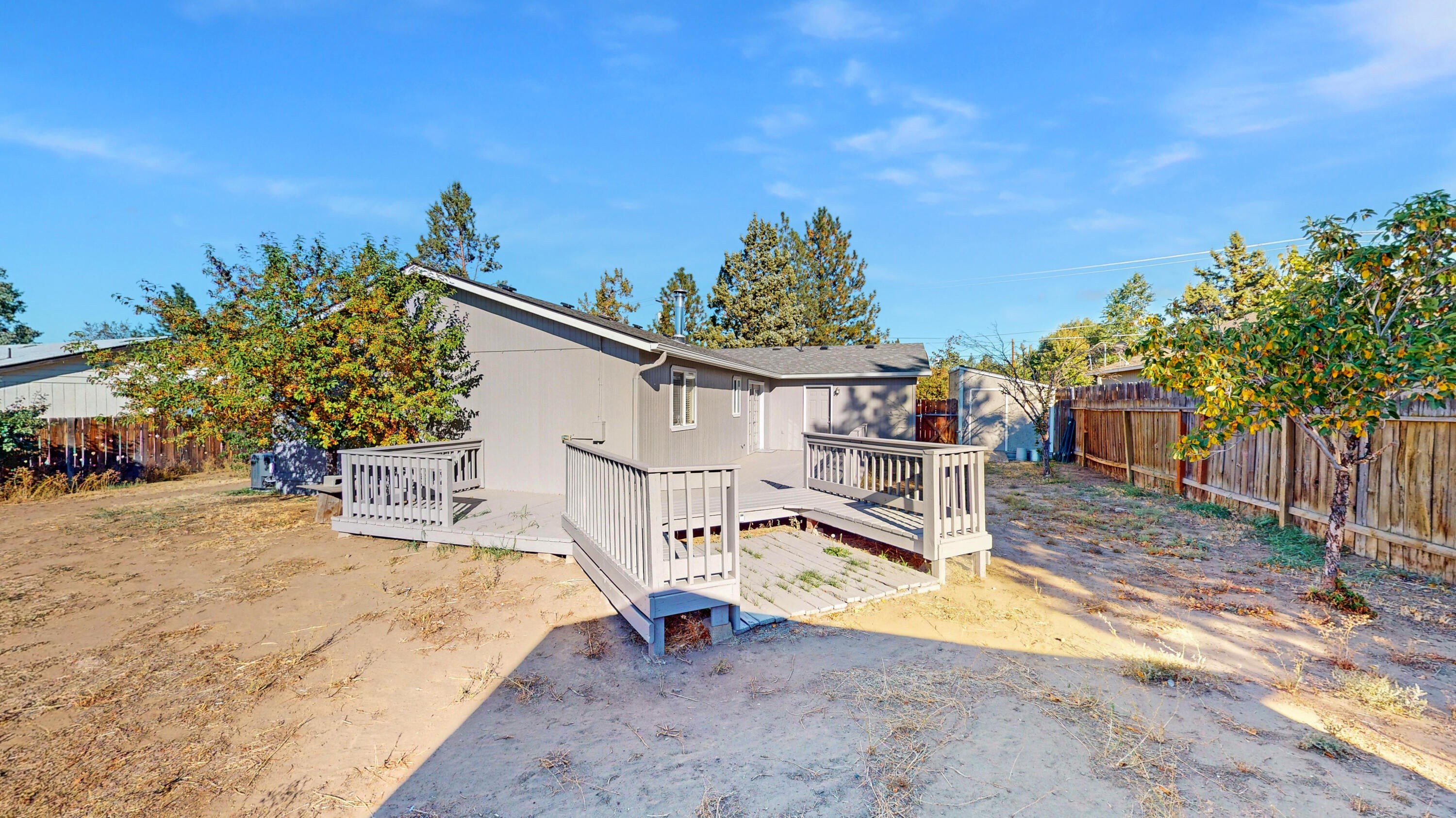 2015 Southwest 20th Street Redmond, OR 97756 - Photo 25 of 26 Back yard & deck