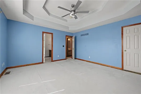 $420,000 | 1225 Southeast 12th Street, Lee's Summit, MO 64081
