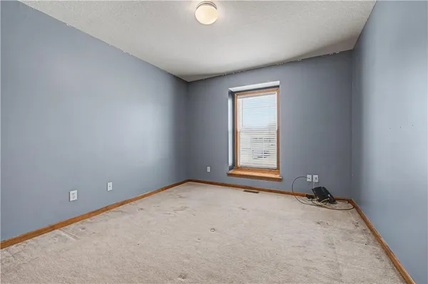 $420,000 | 1225 Southeast 12th Street, Lee's Summit, MO 64081