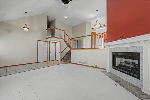 $420,000 | 1225 Southeast 12th Street, Lee's Summit, MO 64081