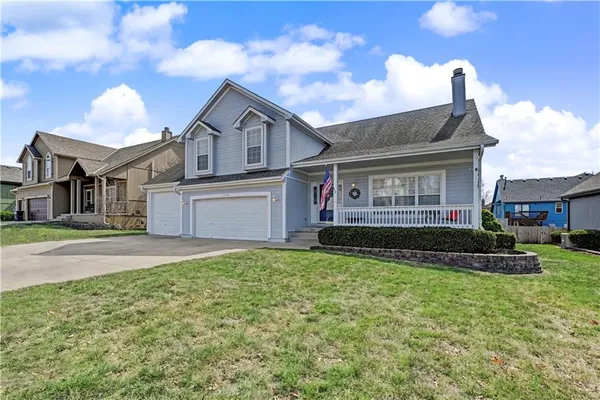 $420,000 | 1225 Southeast 12th Street, Lee's Summit, MO 64081