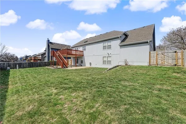 $420,000 | 1225 Southeast 12th Street, Lee's Summit, MO 64081