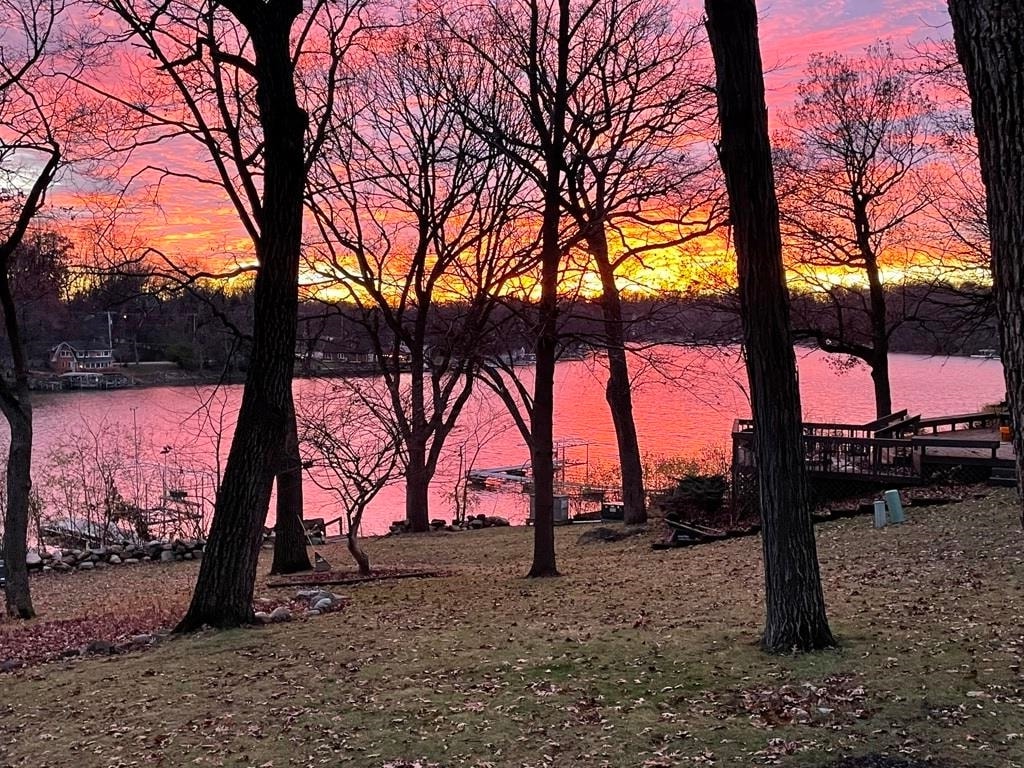 284 East Richardson Springs Road Edgerton, WI 53534 - Photo 5 of 80