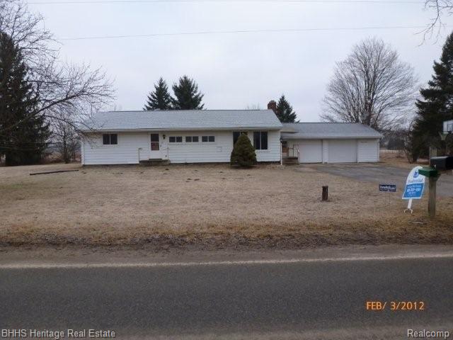 1116 East Cohoctah Road Howell, MI 48855 - Photo 1 of 25 Front of House