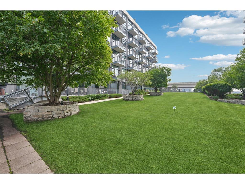 720 North 4th Street, Unit 213 Minneapolis, MN 55401 - Photo 24 of 29