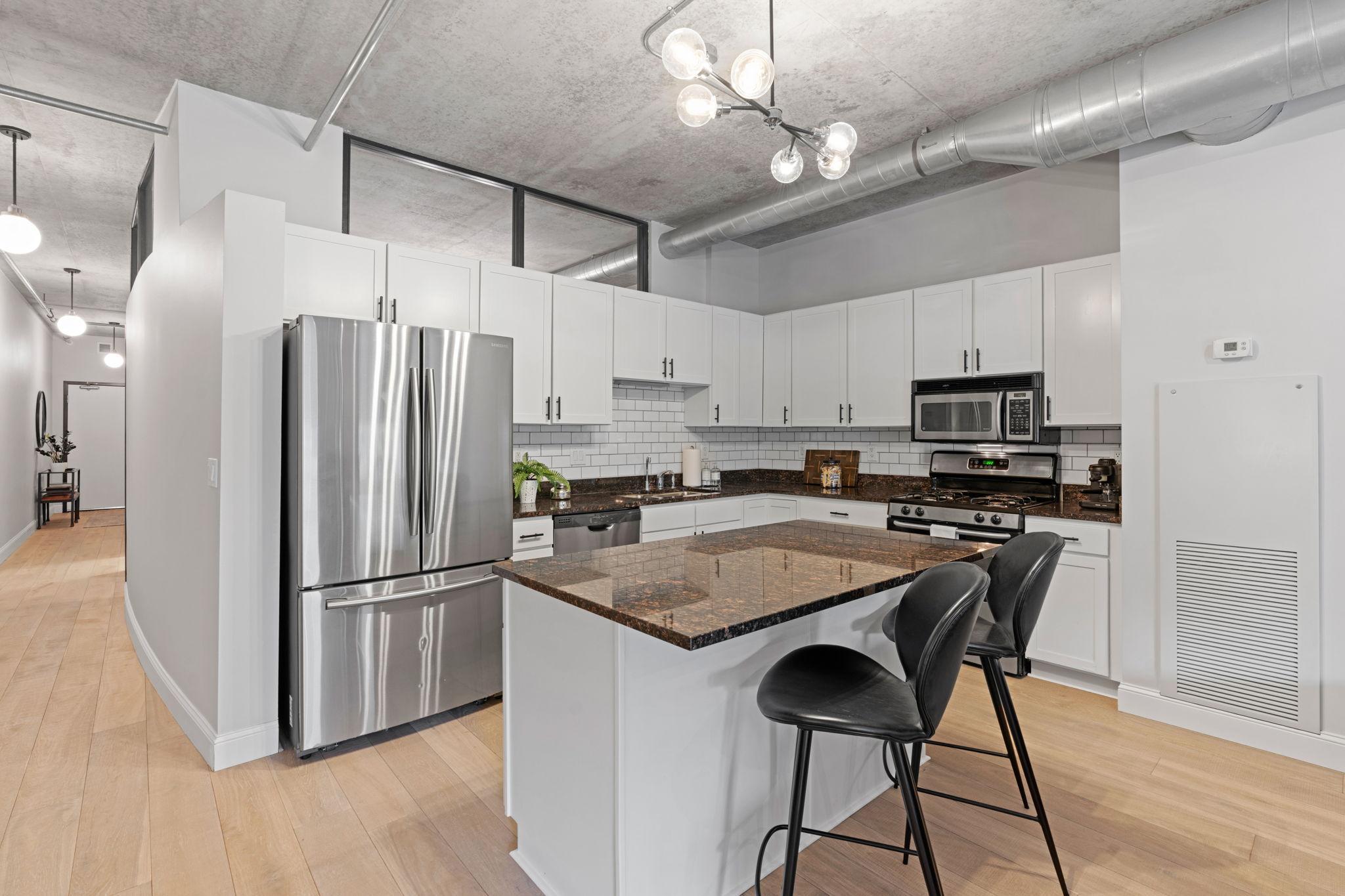 720 North 4th Street, Unit 213 Minneapolis, MN 55401 - Photo 7 of 29
