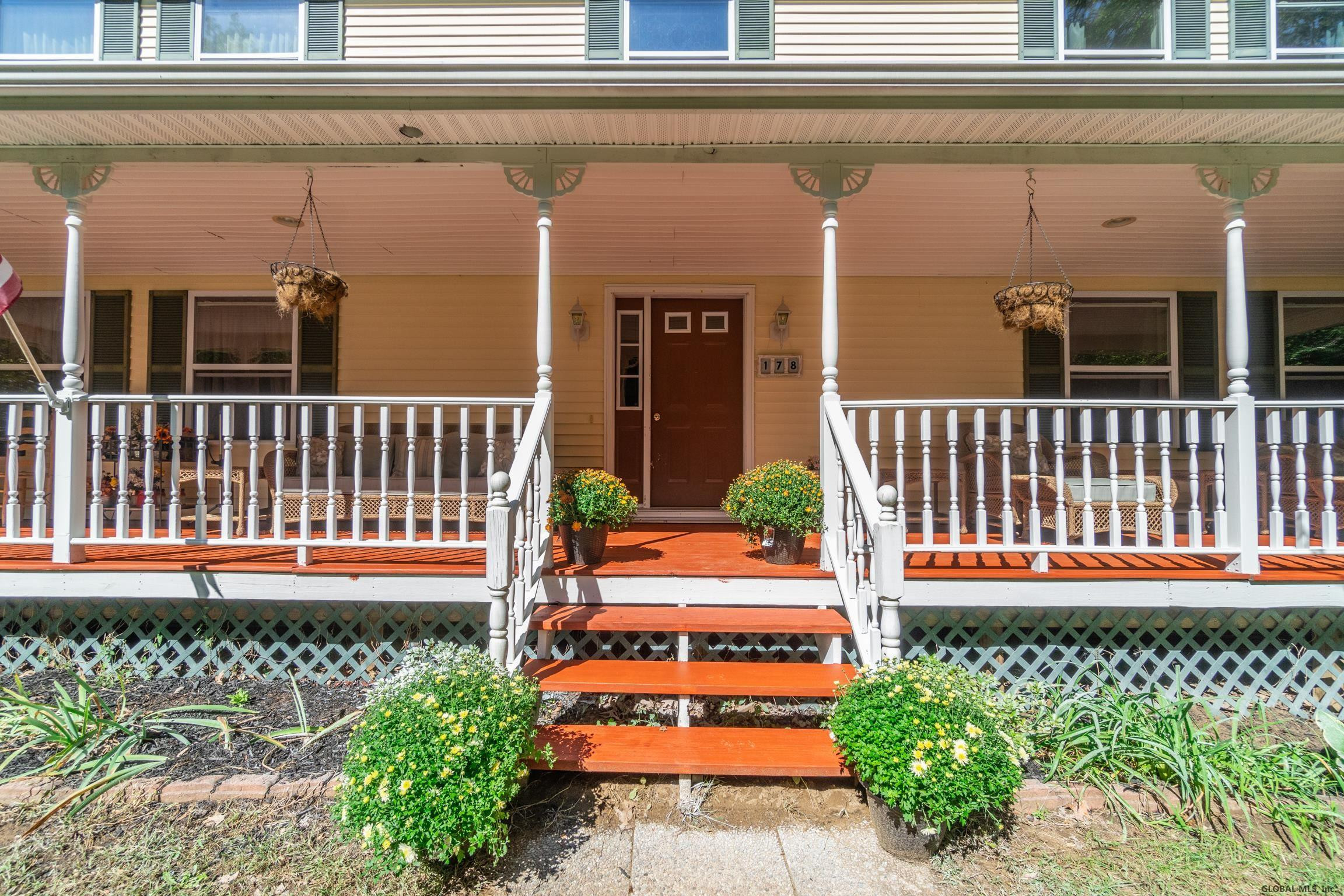 178 George Thompson Road Mechanicville, NY 12118 - Photo 2 of 58 Photo 2