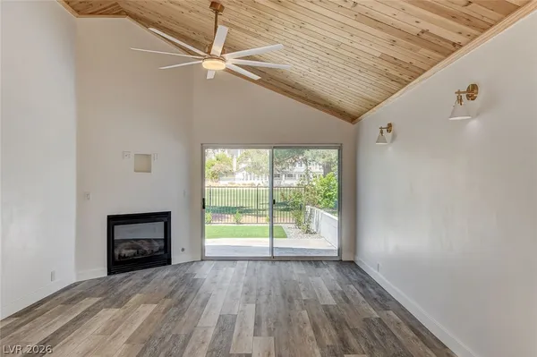 $2,800 | 2999 Bel Air Drive, Las Vegas, NV 89109