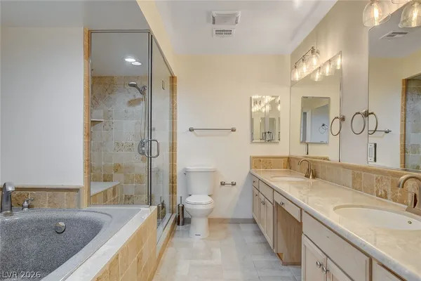 $2,800 | 2999 Bel Air Drive, Las Vegas, NV 89109