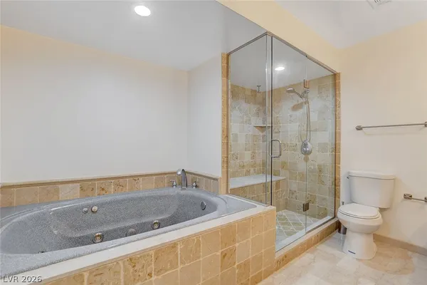 $2,800 | 2999 Bel Air Drive, Las Vegas, NV 89109