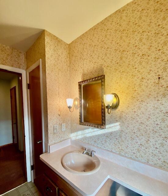 2007 Arlington Avenue Racine, WI 53403 - Photo 11 of 24 IMG_4952 (1)