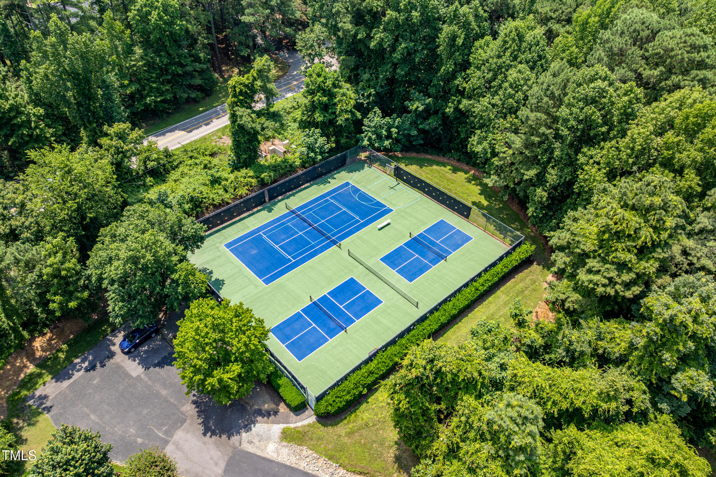 12329 Whartons Way Raleigh, NC 27613 - Photo 46 of 51 Hawthorne tennis and pickleball courts