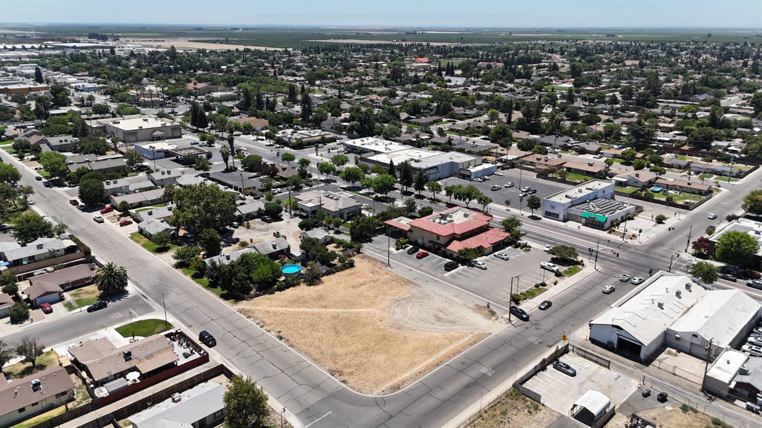 401 South 6th Street Kerman, CA 93630 - Photo 7 of 8