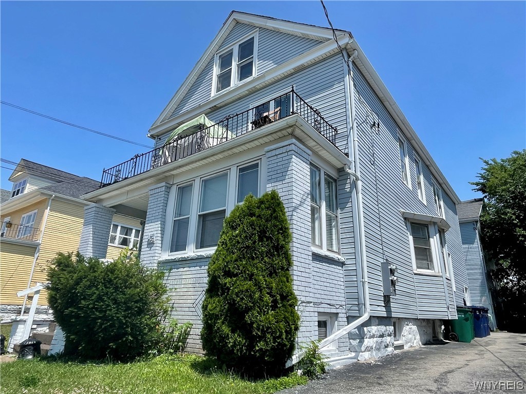 175 Freund Street Buffalo, NY 14215 - Photo 2 of 33 front house
