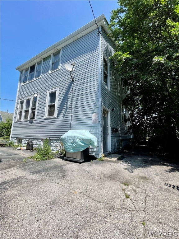 175 Freund Street Buffalo, NY 14215 - Photo 26 of 33 rear house