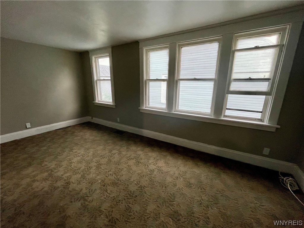 175 Freund Street Buffalo, NY 14215 - Photo 31 of 33 upper rear unit