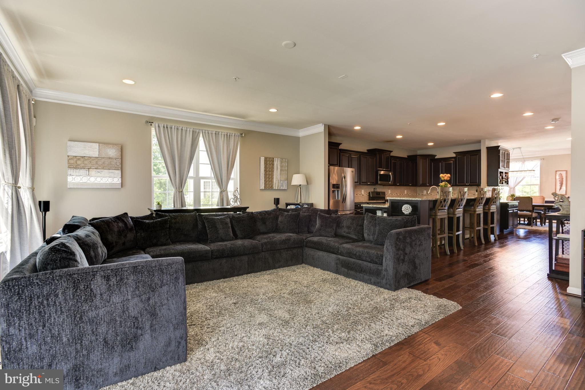 1042 Red Clover Road Gambrills, MD 21054 - Photo 10 of 52 Living Room