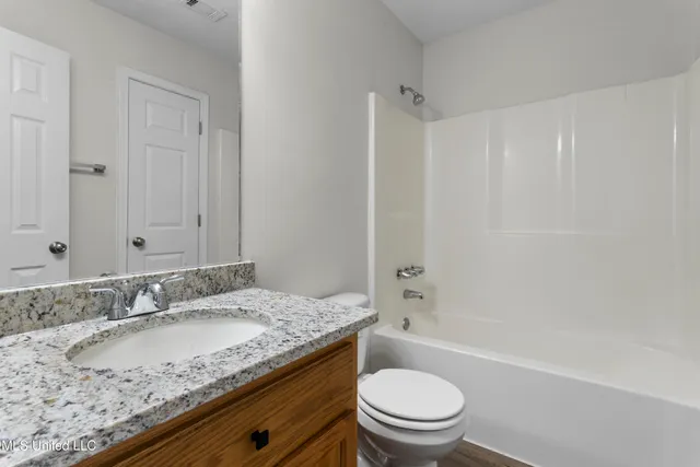 $1,750 | 8909 Mermaid Avenue, Ocean Springs, MS 39564