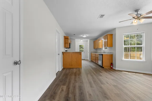 $1,750 | 8909 Mermaid Avenue, Ocean Springs, MS 39564