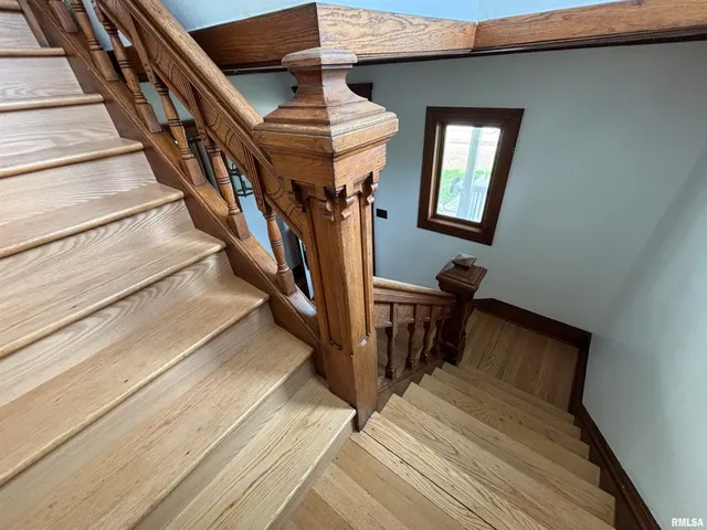 $212,000 | 802 West 4th Street, Sterling, IL 61081