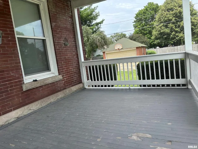 $212,000 | 802 West 4th Street, Sterling, IL 61081