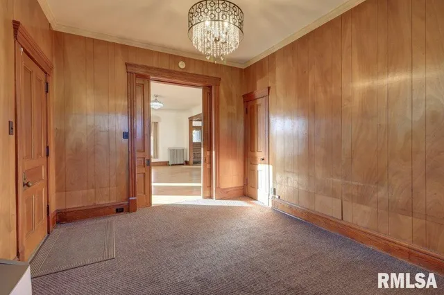 $212,000 | 802 West 4th Street, Sterling, IL 61081