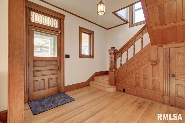 $212,000 | 802 West 4th Street, Sterling, IL 61081