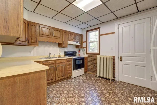 $212,000 | 802 West 4th Street, Sterling, IL 61081