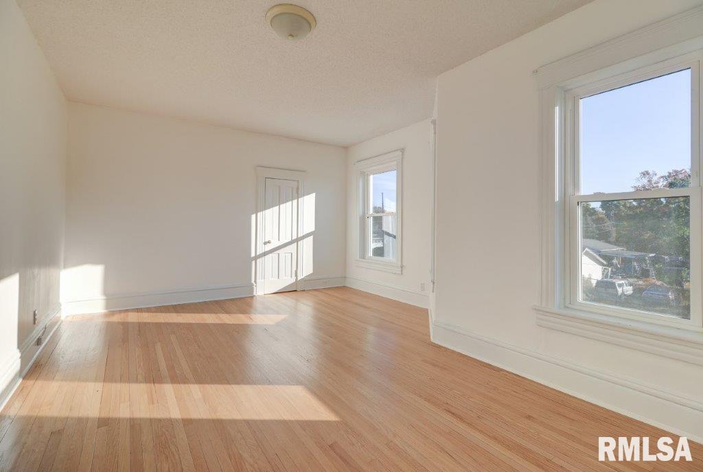 802 West 4th Street Sterling, IL 61081 - Photo 48 of 62